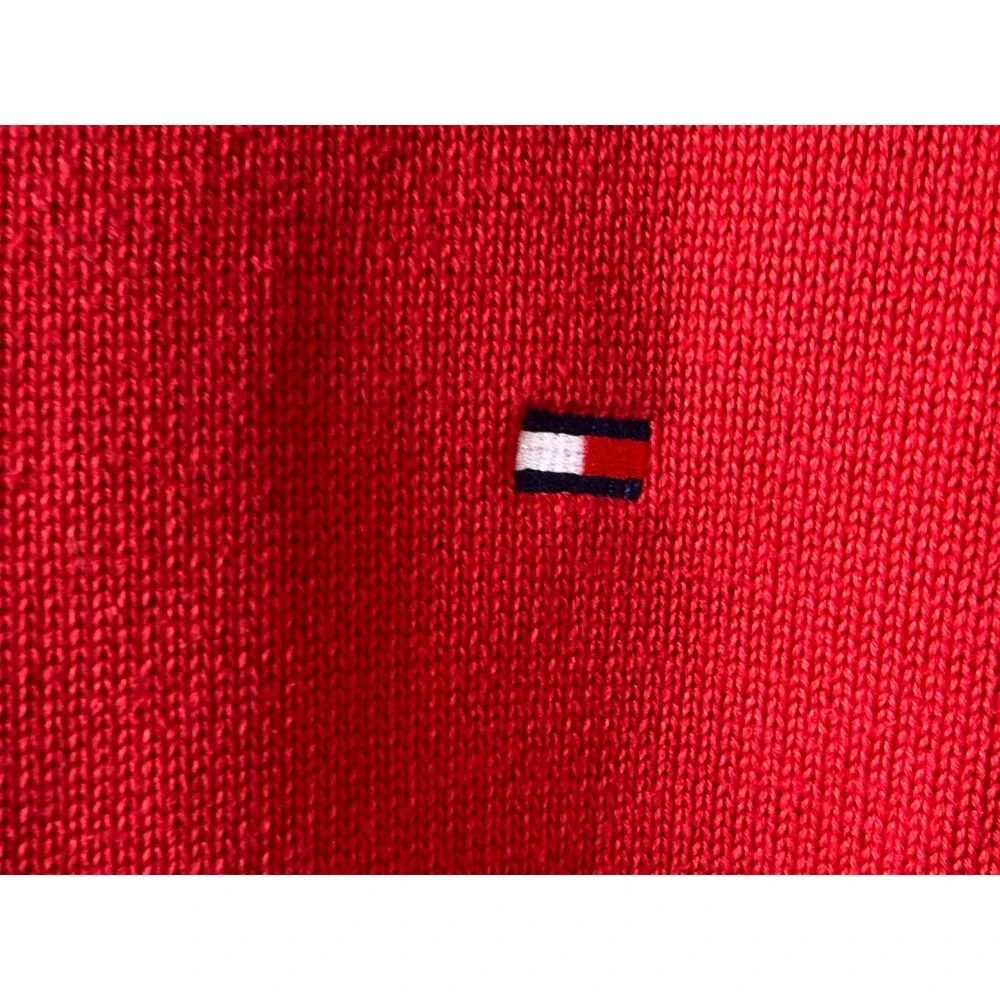 VTG Tommy Hilfiger Men's Red Crew Neck Long Sleeve Sweater Large Preppy